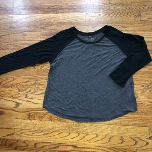 American Eagle Outfitters Charcoal and Black Raglan Tee